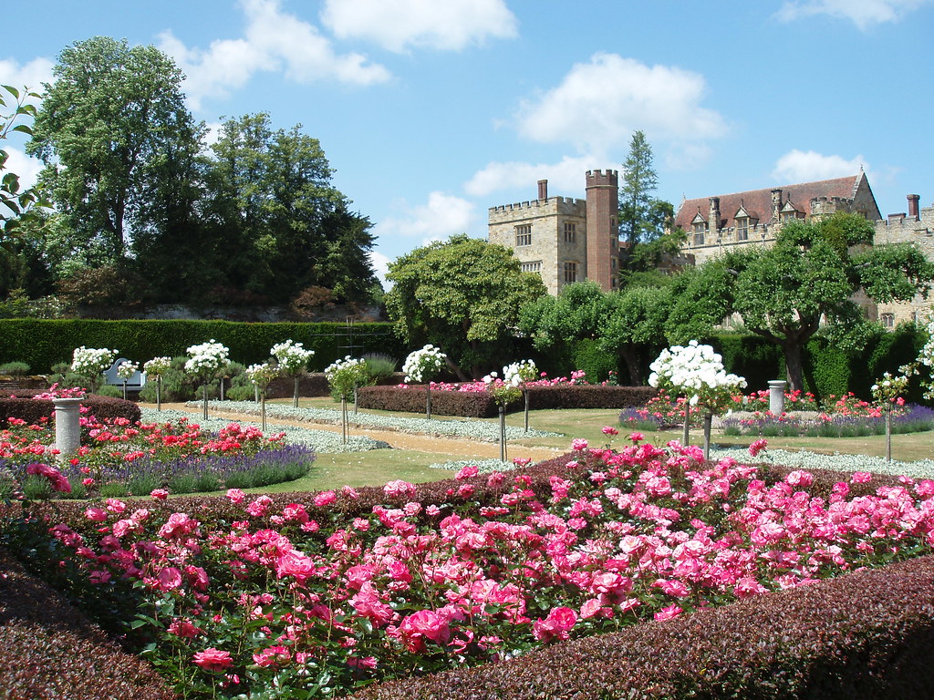 Страна садов. Самый пестрый сад в Англии. Хид Коуд Англия сад. Penshurst place.